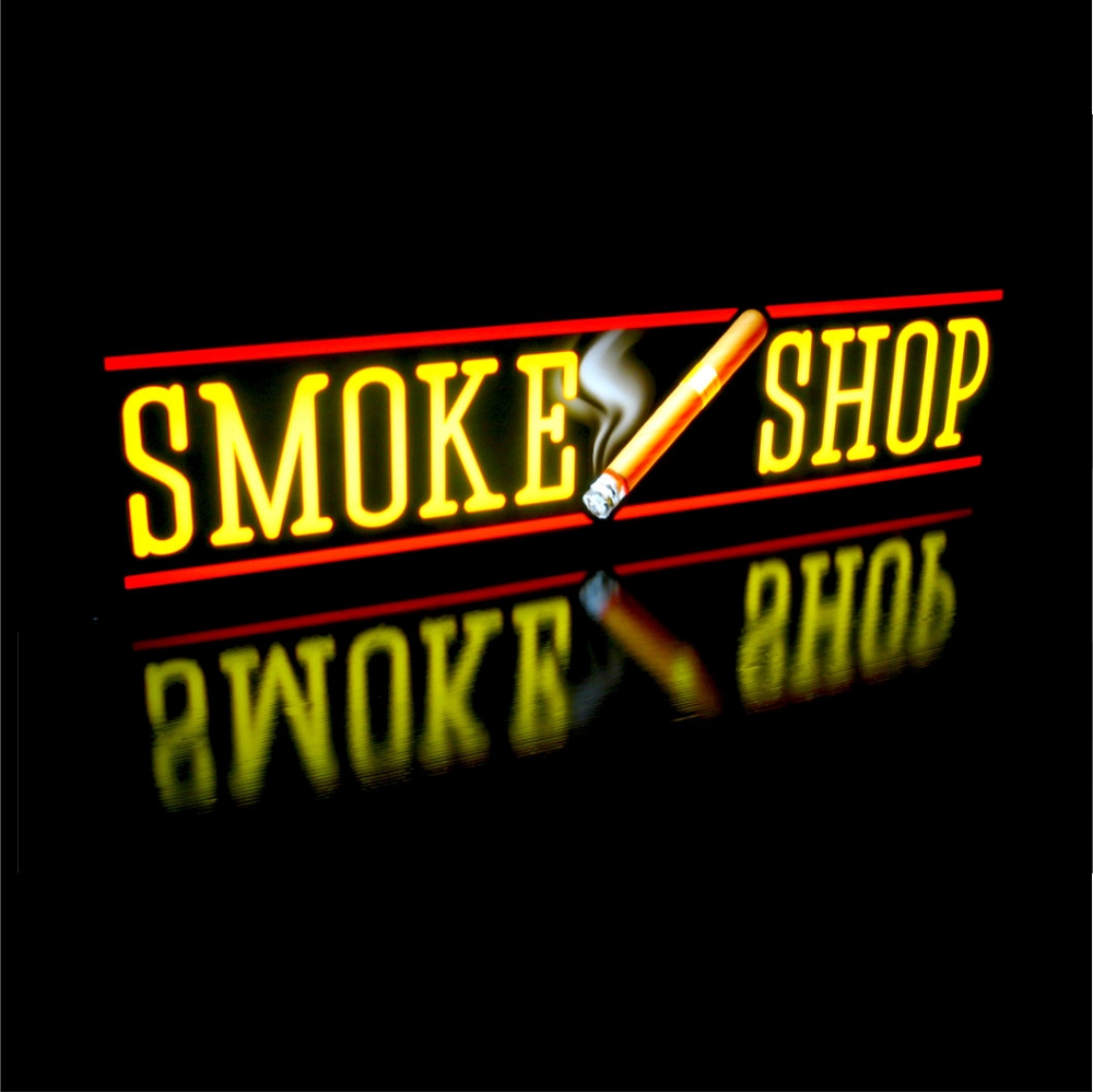 Smoke shop. Смокинг шоп логотип. Smoky shop логотип. Vape shop лайтбокс. Смокинг шоп 24.